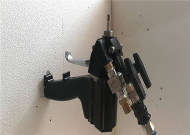 Porcellana pressione della presa d'aria della pistola a spruzzo del poliuretano 2.0kg 0.4-0.8mpa per il materiale da otturazione/l'aspersione dell'unità di elaborazione fornitore